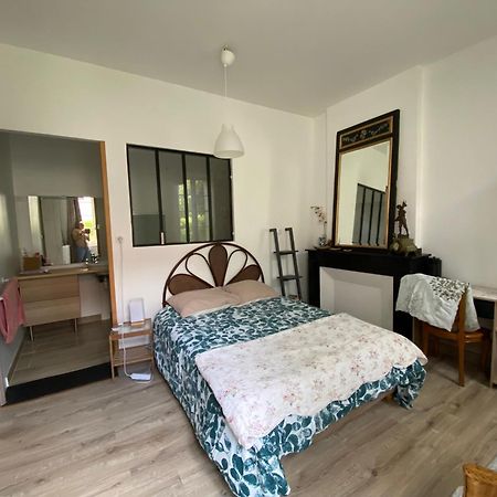 Au Jardin Y Bed & Breakfast Moissac Luaran gambar